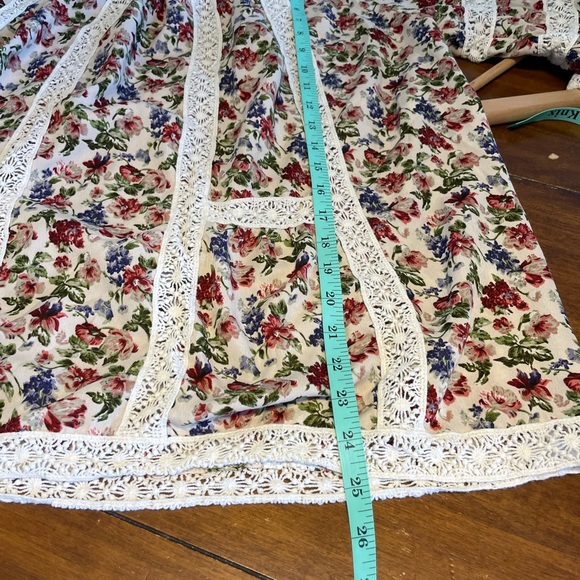 EUC Anthropologie Marylou cold shoulder blouse - Picture 3 of 4